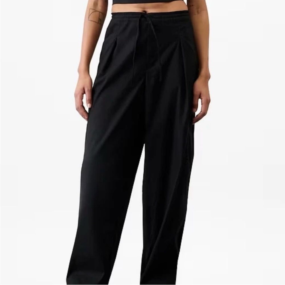 NWT Athleta Paradise Straight Leg Cargo Pant Black Size S - Picture 2 of 9